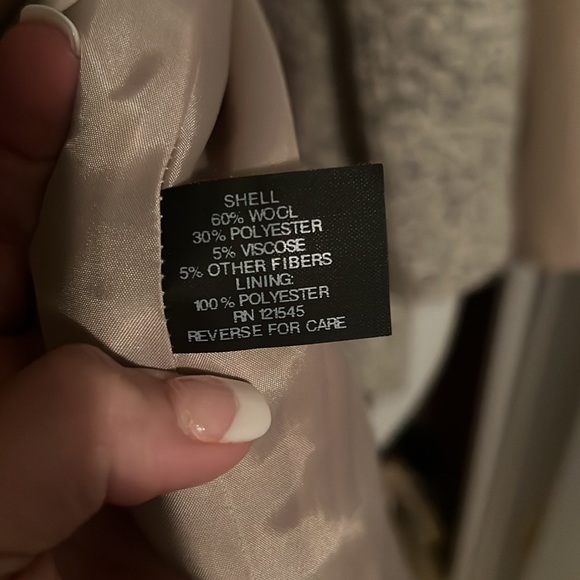 London Fog Beige/Oatmeal Winter Coat. Size XS. - Picture 9 of 9